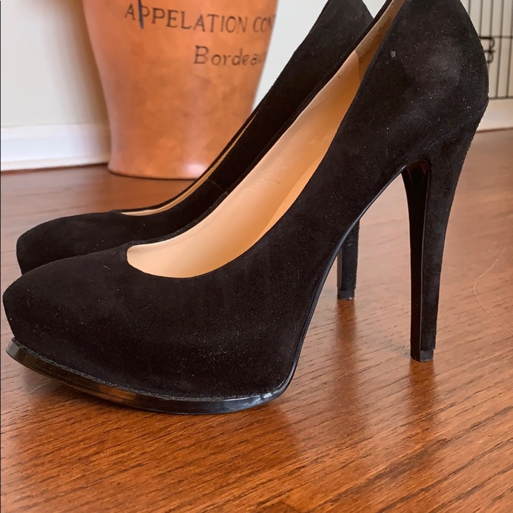 Guess Heels like new! 👠